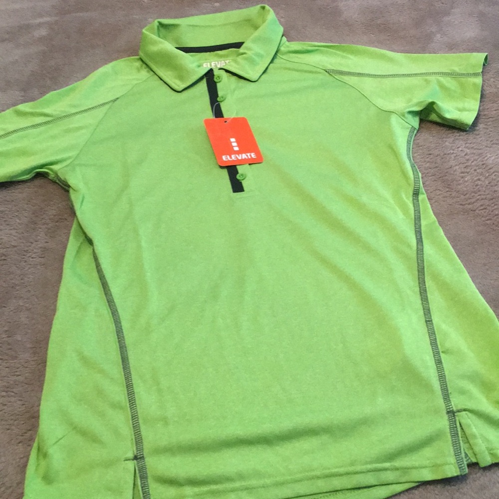 Women’s golf shirt